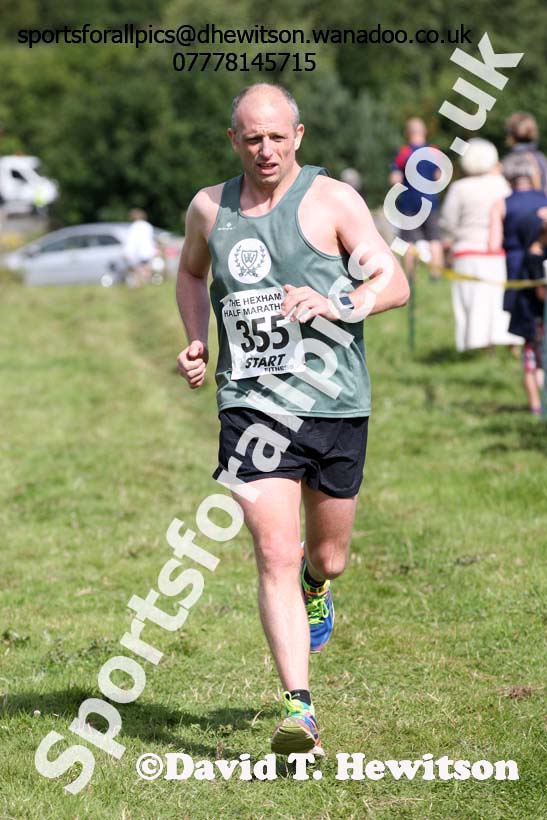 Hexham Half Marathon, Northumberland. Photo: David T. Hewitson/Sports for All Pics